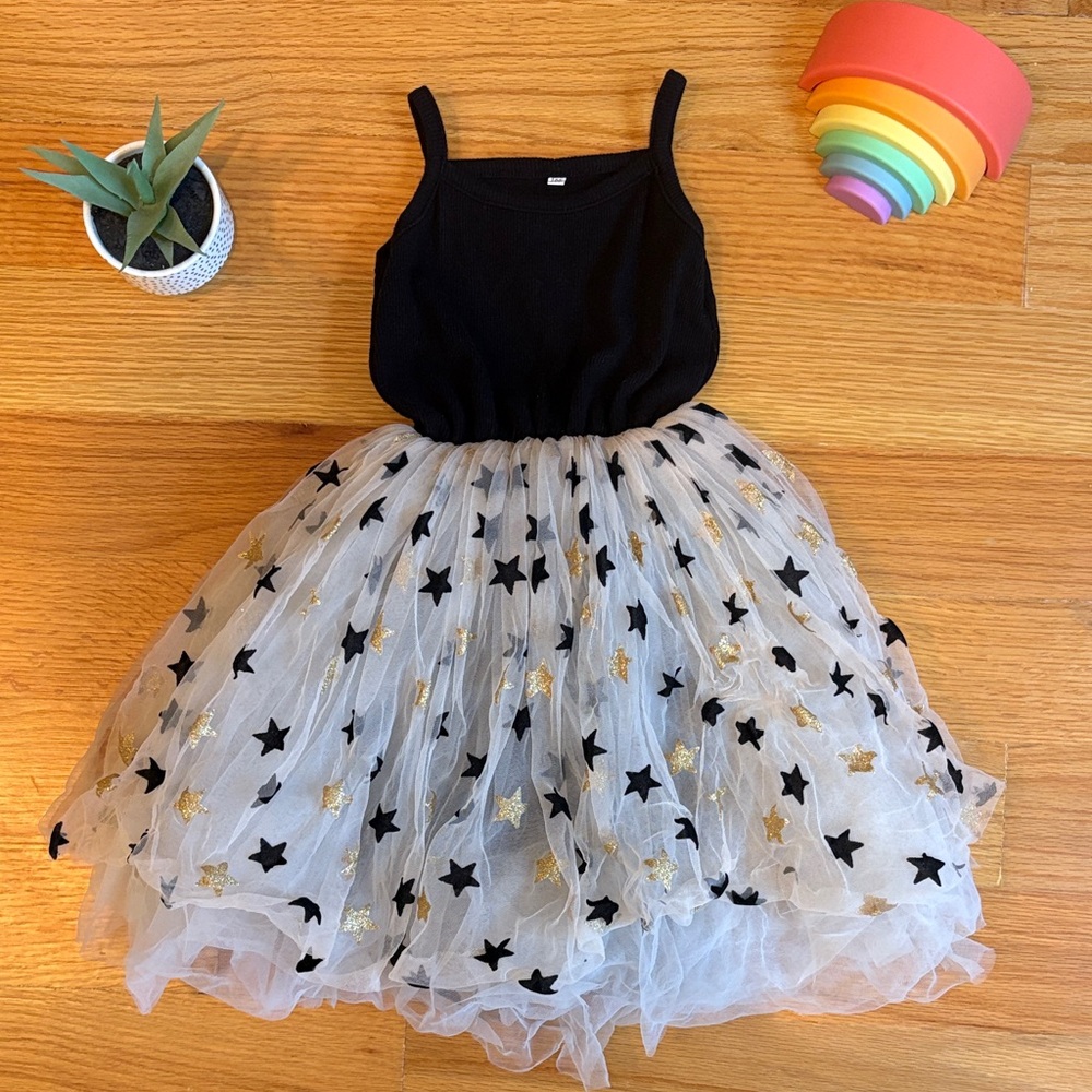 4/$21 2T Black and White Star Tulle Dress